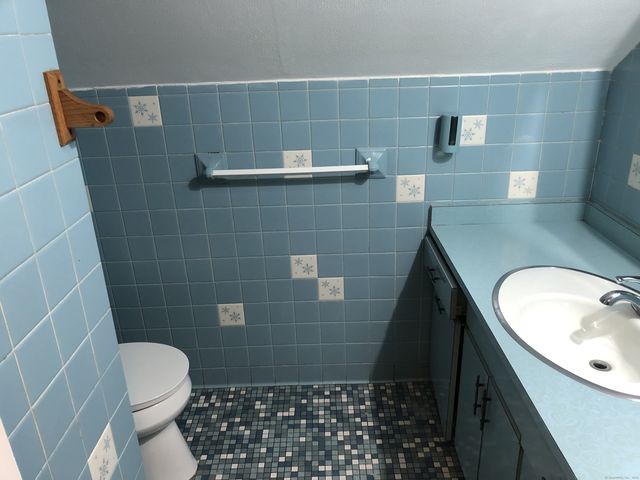 317 Garden Street Second Floor, Wethersfield, CT 06109