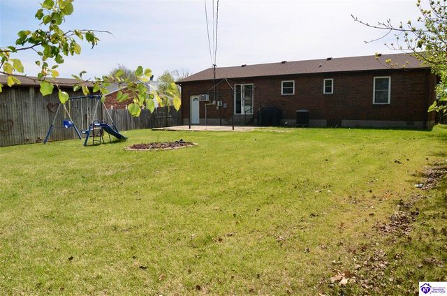 621 Independence Drive, Radcliff, KY 40160