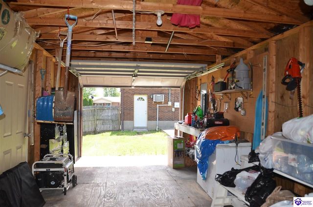 621 Independence Drive, Radcliff, KY 40160