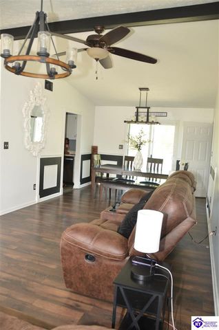 621 Independence Drive, Radcliff, KY 40160