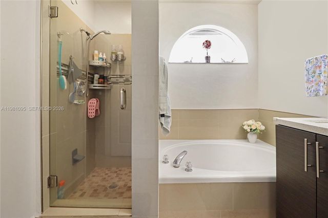 8070 SW 157th Pl, Miami, FL 33193