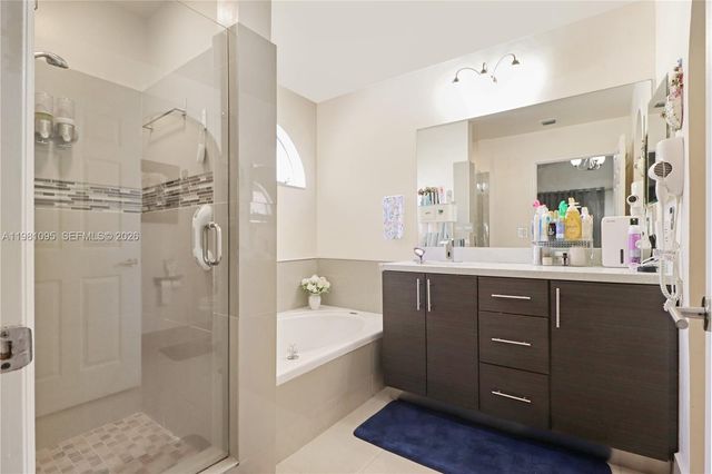 8070 SW 157th Pl, Miami, FL 33193