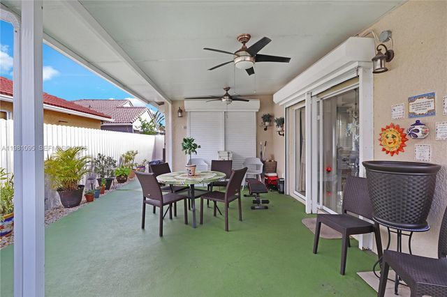 8070 SW 157th Pl, Miami, FL 33193