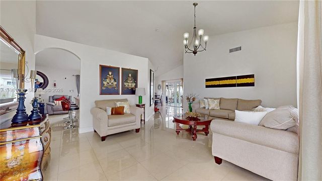 8070 SW 157th Pl, Miami, FL 33193