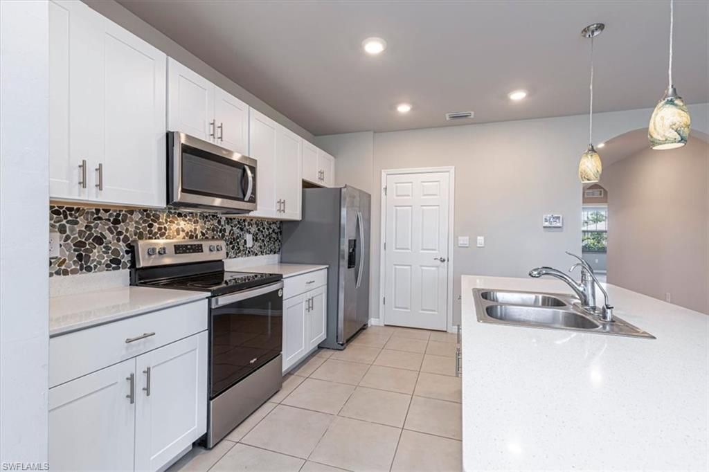 1806 NW 21st TER, CAPE CORAL, FL 33993 — exterior