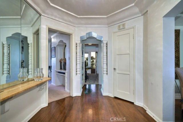 150 N La Peer, Beverly Hills, CA 90211