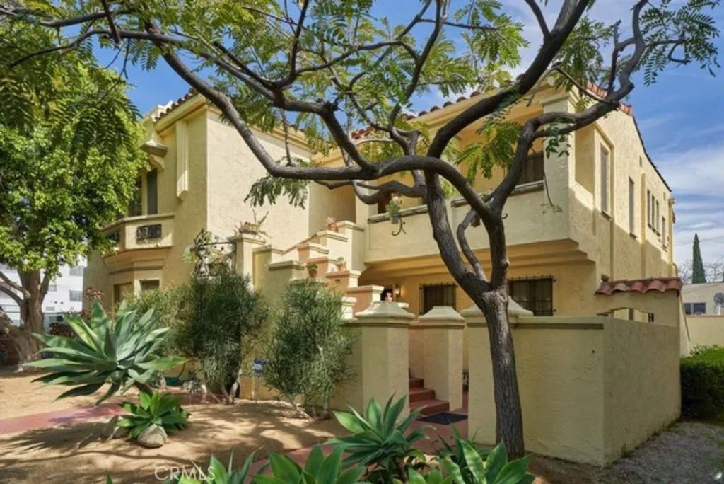 150 N La Peer, Beverly Hills, CA 90211