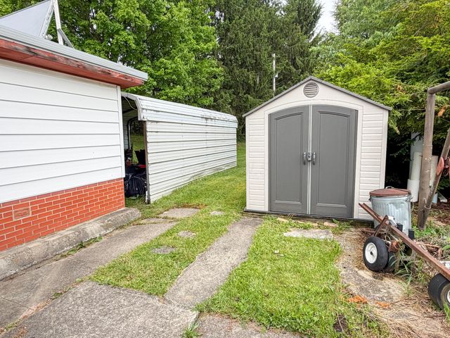 384 State Route 314, Centerburg, OH 43011