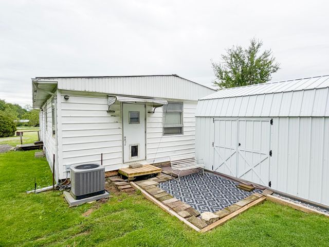 384 State Route 314, Centerburg, OH 43011