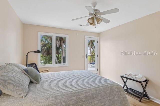 135 Harbour Psge, Hilton Head Island, SC 29926