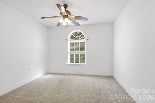 113 Longwood Drive, Advance, NC 27006