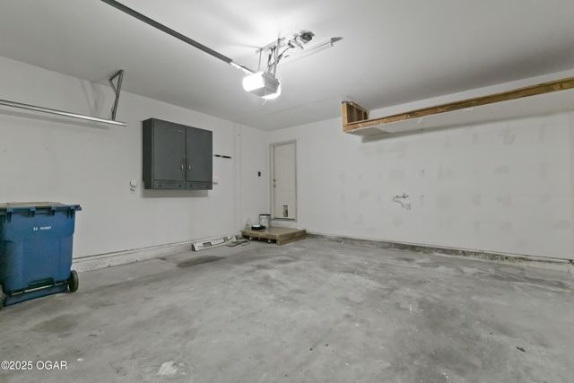 1413 Roosevelt Avenue, Joplin, MO 64801