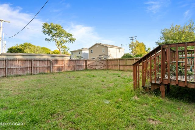 1413 Roosevelt Avenue, Joplin, MO 64801