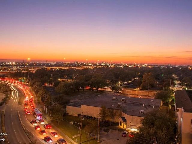 3525 Sage Road 1116, Houston, TX 77056