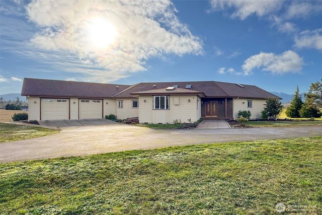 1132 Woodcock Road, Sequim, WA 98382