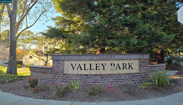 2552 Treeside Way, Richmond, CA 94806