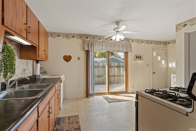 223 S Delorenzi Avenue, Mishawaka, IN 46544