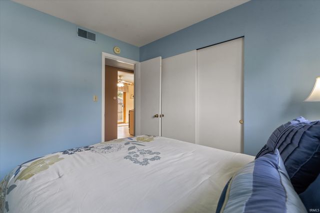 223 S Delorenzi Avenue, Mishawaka, IN 46544