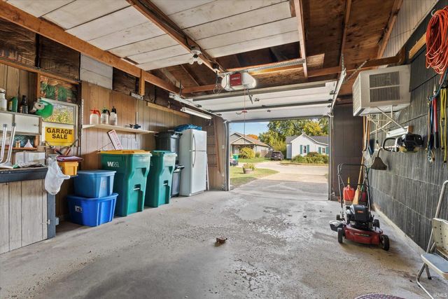 223 S Delorenzi Avenue, Mishawaka, IN 46544