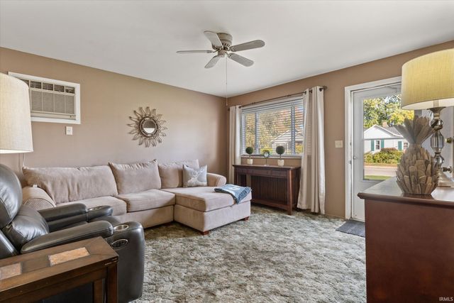 223 S Delorenzi Avenue, Mishawaka, IN 46544