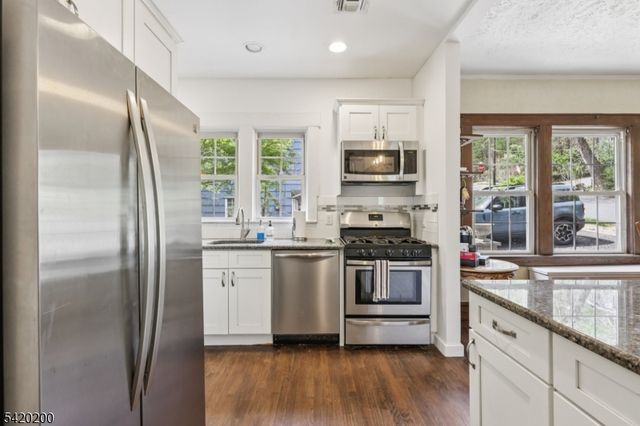 16 Jones Pl, West Orange Twp., NJ 07052