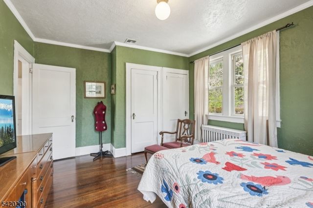 16 Jones Pl, West Orange Twp., NJ 07052