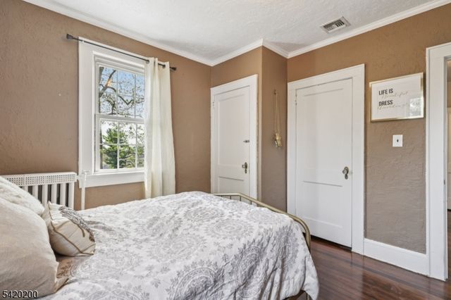 16 Jones Pl, West Orange Twp., NJ 07052