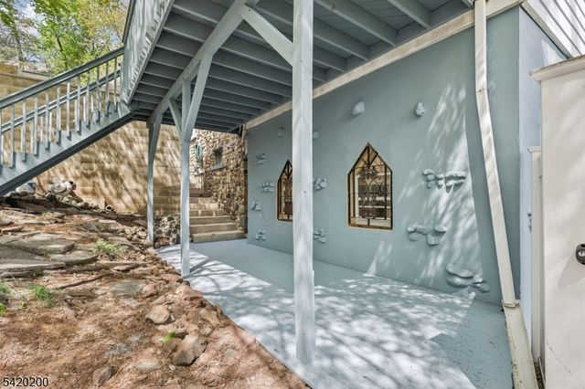 16 Jones Pl, West Orange Twp., NJ 07052