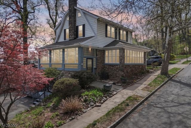 16 Jones Pl, West Orange Twp., NJ 07052