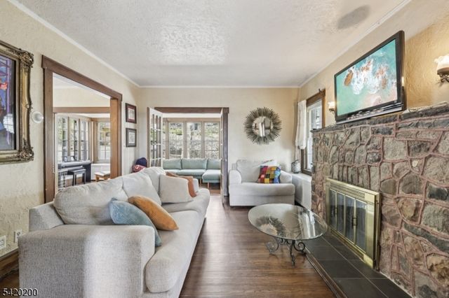 16 Jones Pl, West Orange Twp., NJ 07052