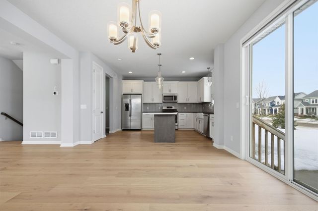 16221 Duskwood Trail, Lakeville, MN 55044