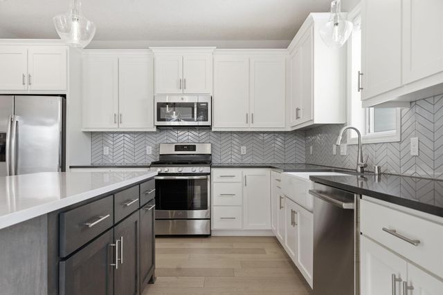 16221 Duskwood Trail, Lakeville, MN 55044