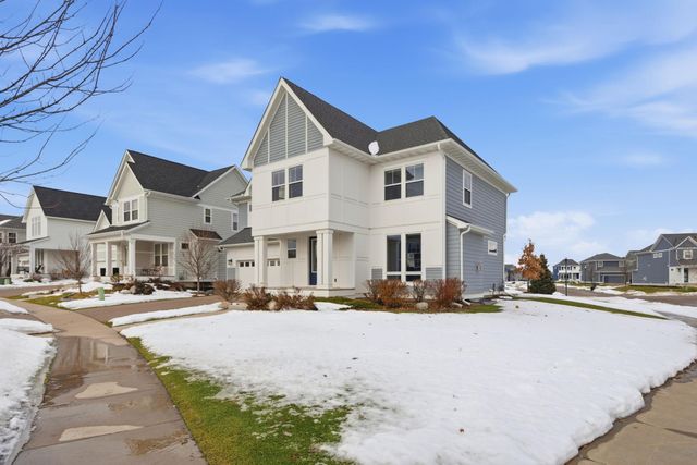 16221 Duskwood Trail, Lakeville, MN 55044