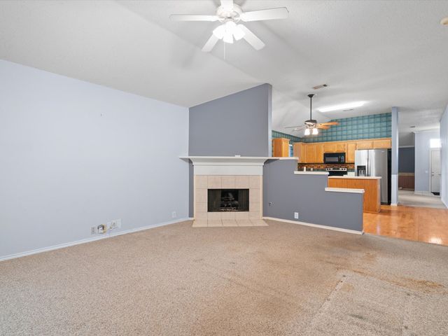 314 Branch Bend, Euless, TX 76039