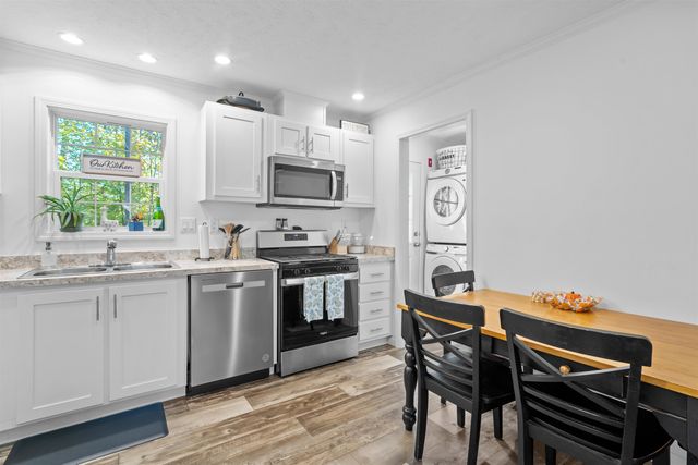 19 Leisure Drive, Ossipee, NH 03864