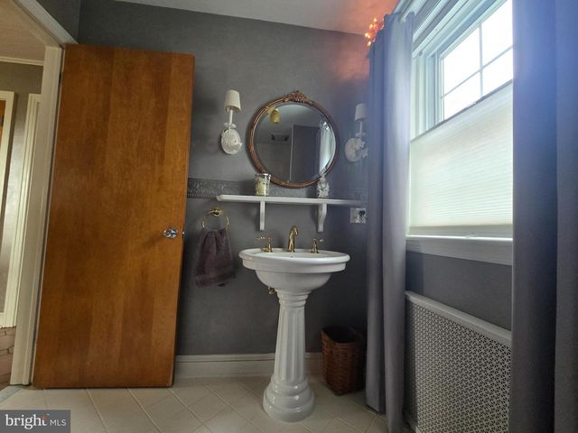 1262 GRAYSTONE RD, Manheim, PA 17545