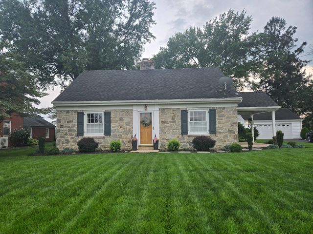 1262 GRAYSTONE RD, Manheim, PA 17545