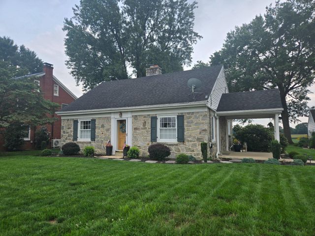 1262 GRAYSTONE RD, Manheim, PA 17545