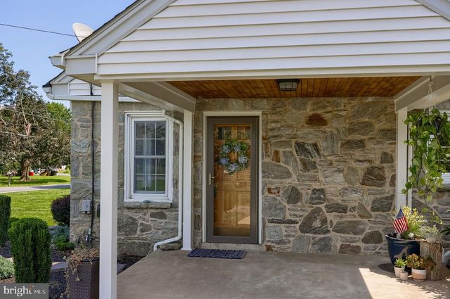 1262 GRAYSTONE RD, Manheim, PA 17545