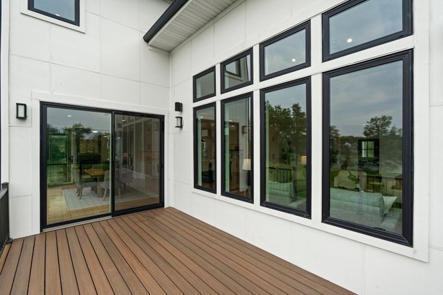 9743 Frontier Lane, Lakeville, MN 55044