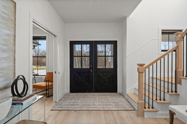 9743 Frontier Lane, Lakeville, MN 55044