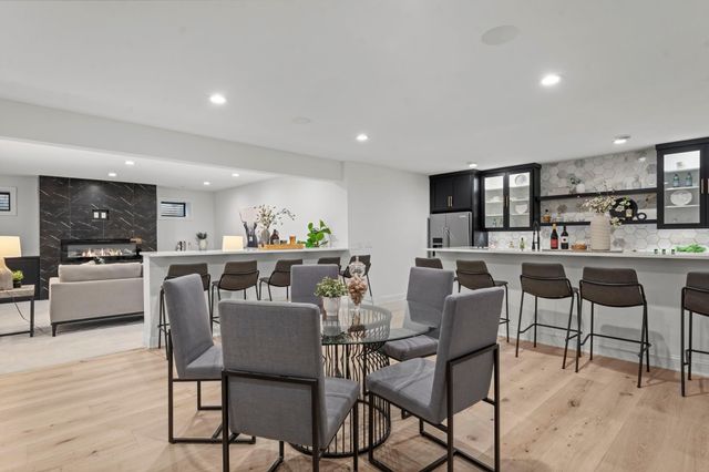 9743 Frontier Lane, Lakeville, MN 55044