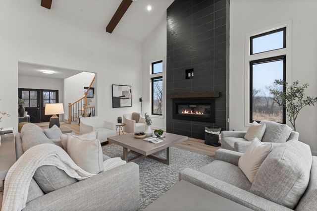 9743 Frontier Lane, Lakeville, MN 55044