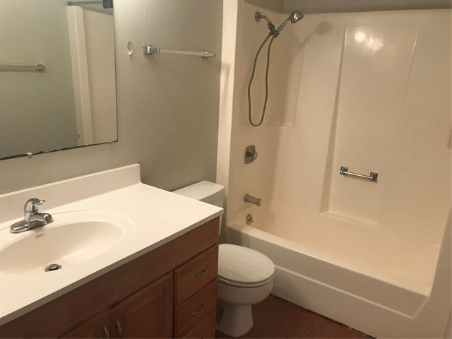 3504 Boettcher, Huntsville, TX 77340
