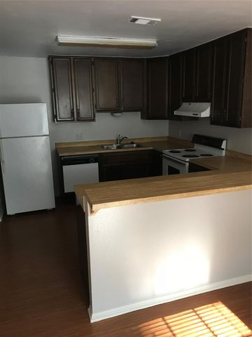 3504 Boettcher, Huntsville, TX 77340