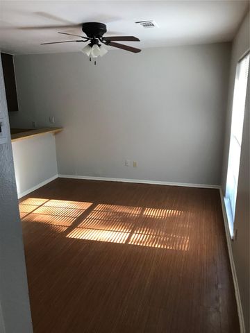 3504 Boettcher, Huntsville, TX 77340