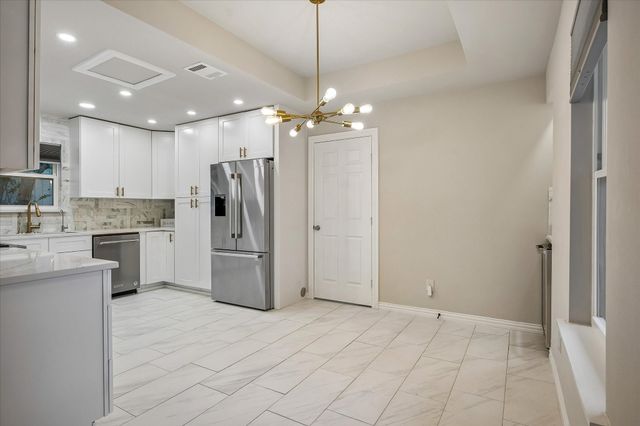 2001 Pebblebrook Trail, Irving, TX 75060