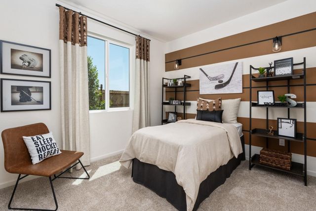 6788 E Pine Avenue, Fresno, CA 93727