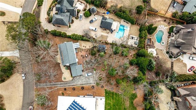 800 Glenairy Drive, Atlanta, GA 30328