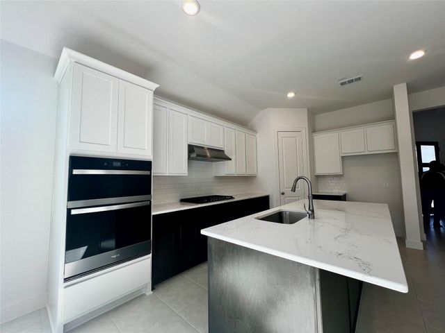 10602 Blossom River Drive, Missouri City, TX 77459